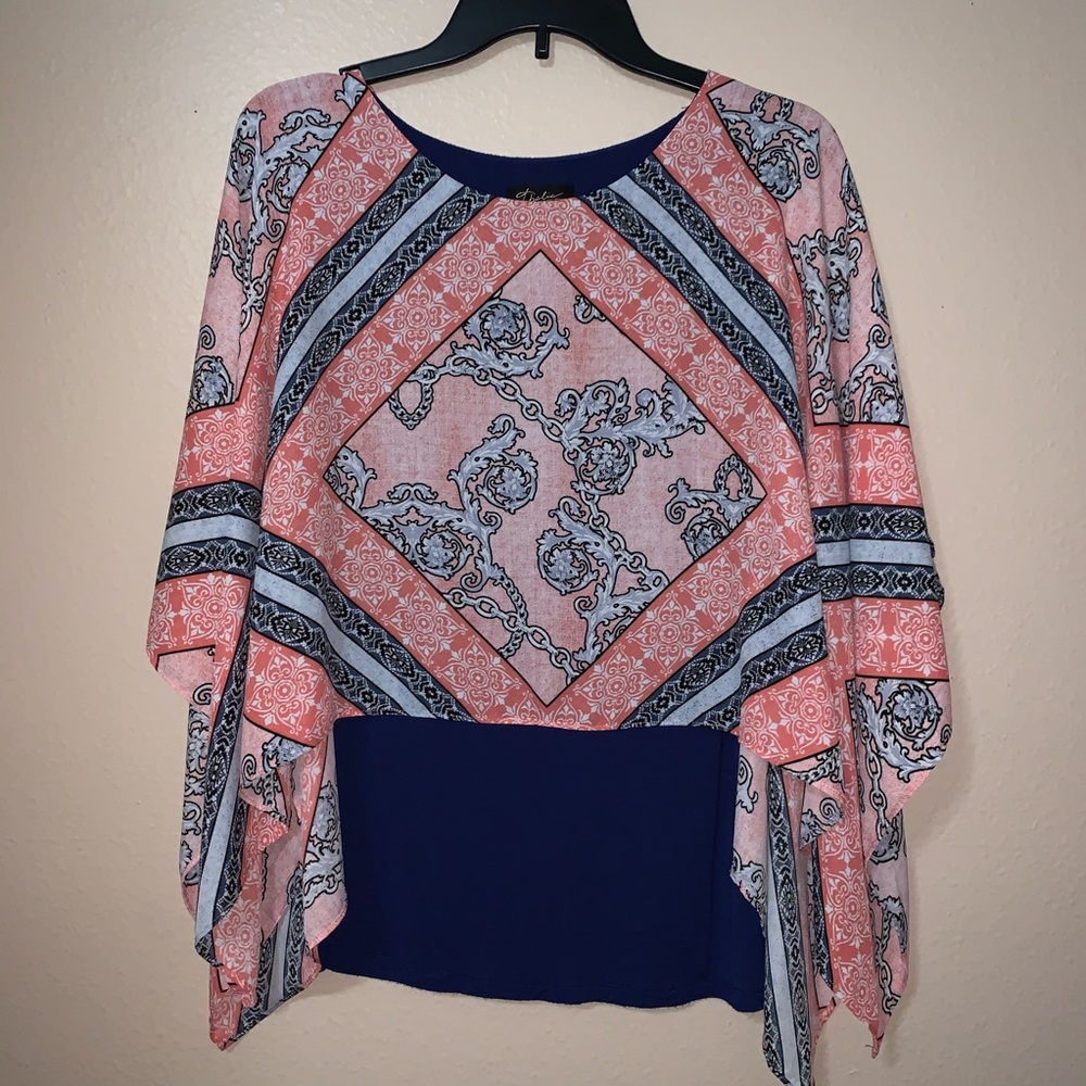✨🌸 NWOT Thalia Sodi Blouse Size Medium